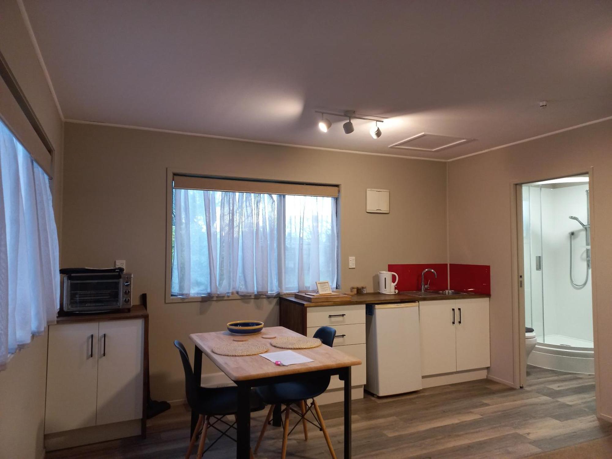 One Bedroom Country Cottage Motueka Bagian luar foto